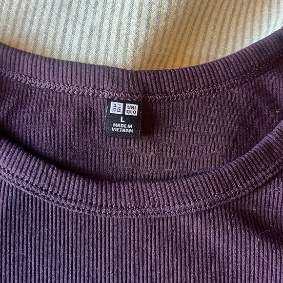 Uniqlo ribbed top - Picture 2 of 2
